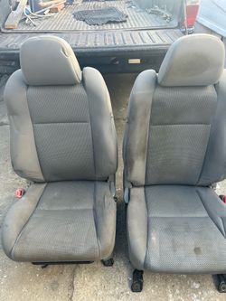 2011-2015 Tacoma seats