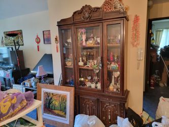 Moving sale
