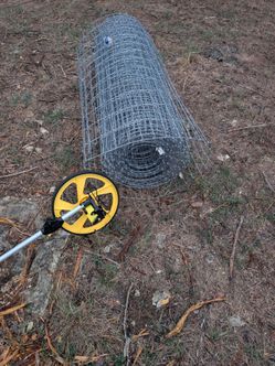 Roll of Galvanized Wire Mesh Fencing