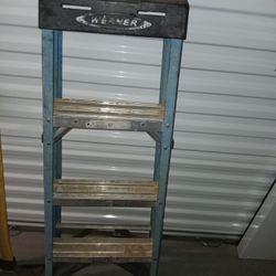 Werner 4 Ft Step Ladder