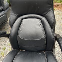 Lazy boy Office Chair FREE