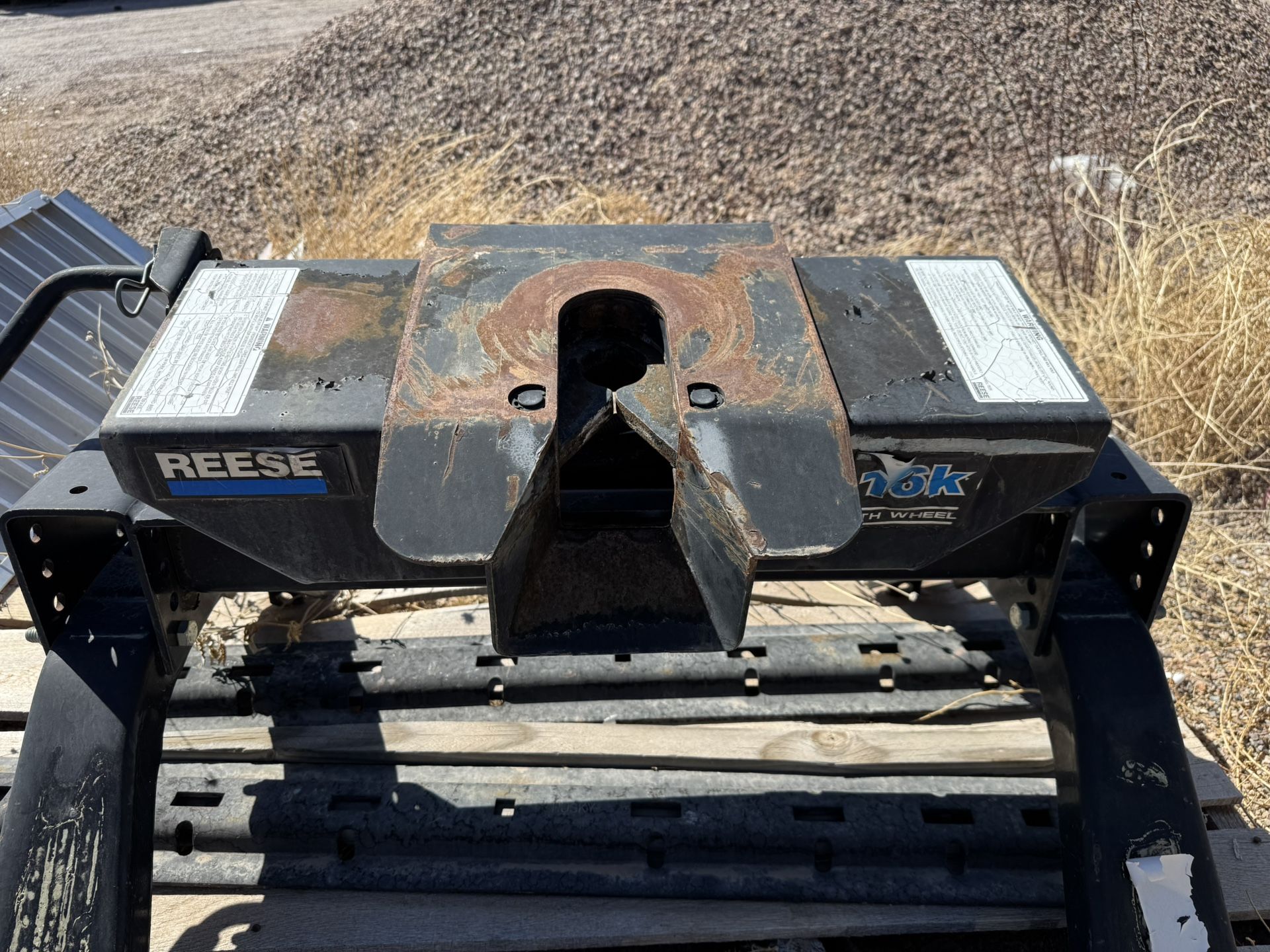 fifth Wheel Hitch
