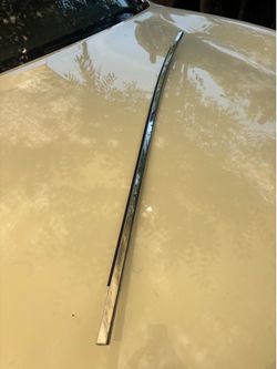 2014-2019 Infiniti q70 L glass/window trim/molding inside rear passenger/right side