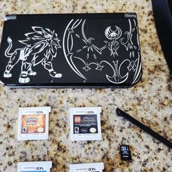New Nintendo 3DS XL Sun & Moon Edition with Charger, games and More!!