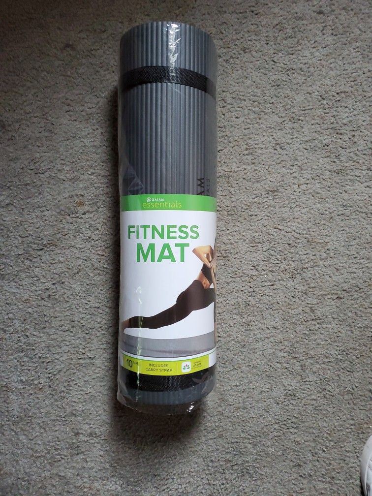 Fitness Mat (Gaiam Essentials)