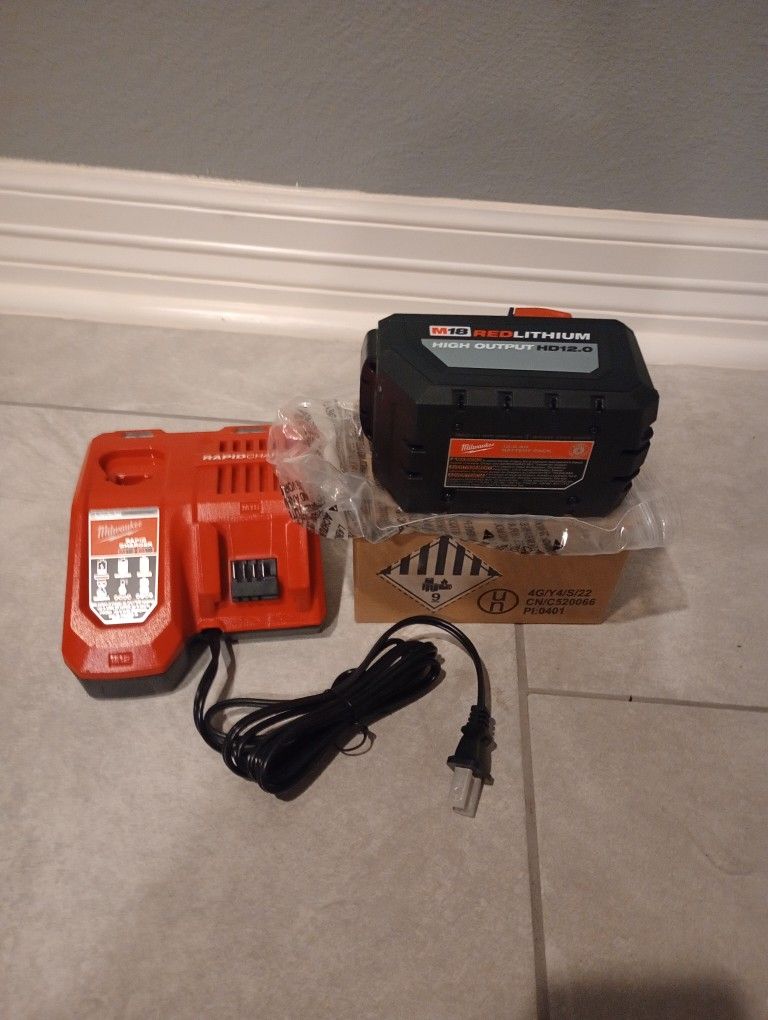 Milwaukee M18 Battery And Charger 