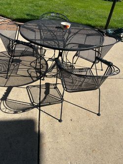 Wrought Iron Table & 4 Chairs