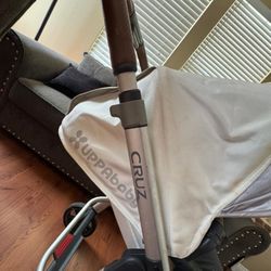 Uppa Baby Cruz Stroller 