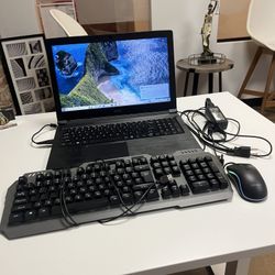 Acer Aspire 3 16” Model: N17C4 8gb RAM 1TB SSD Laptop