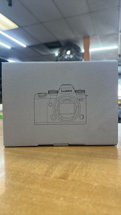 Panasonic Camera LUMIX S1II Brand New