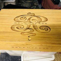 Wine Box. Wood Wine Storage Holds 6 Bottles 