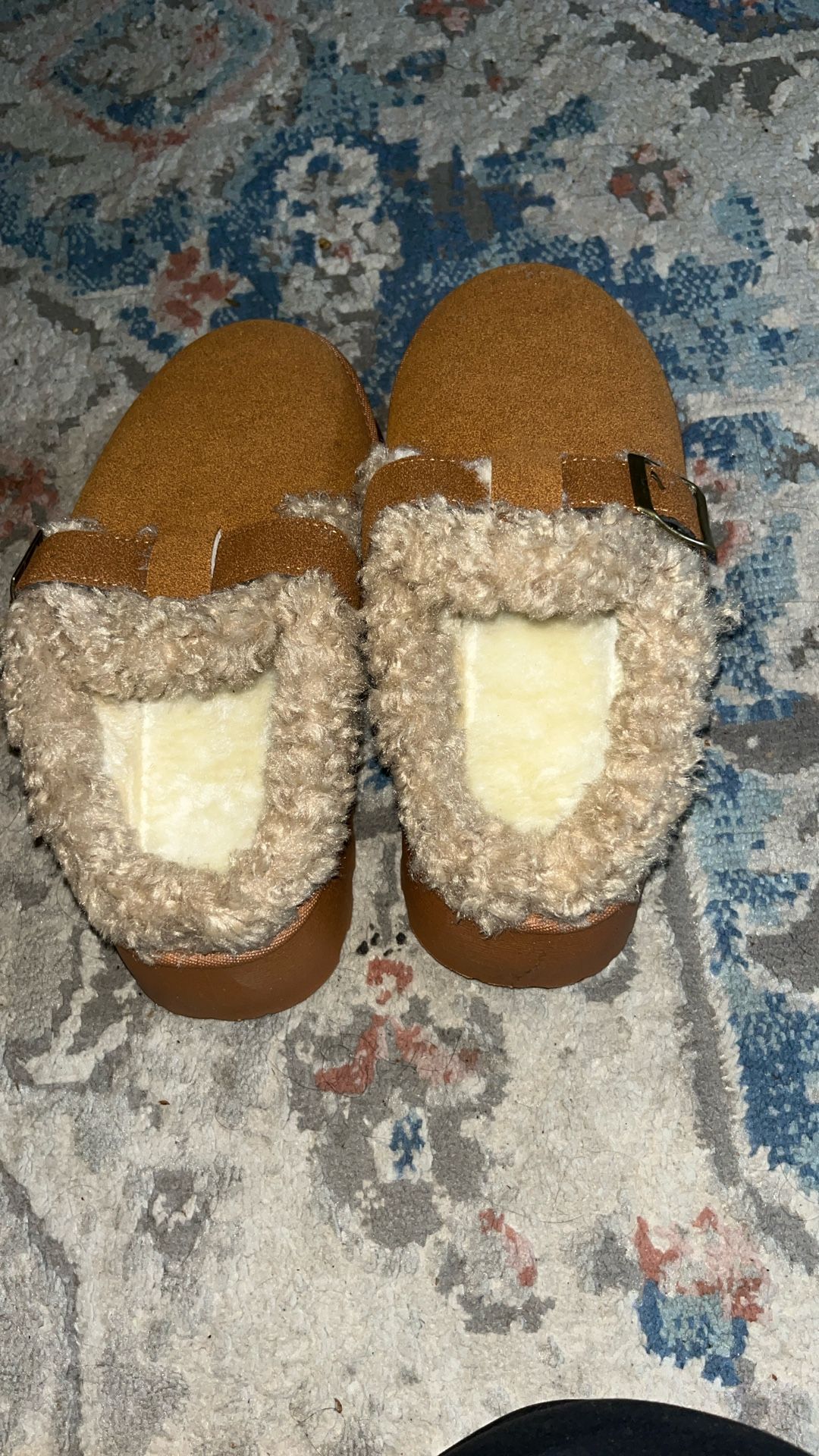 Size 37 New / Comfy & Cozy Women's Snow Boots - Thermal Lined, Slip-On Outdoor Shoes For Warmth & Comfort 