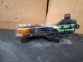 2017-2018-2019-2020-2021-2022-2023 TESLA MODEL 3 LEFT FOG LAMP OEM USED #11662