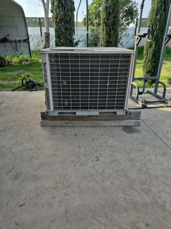 Air Conditioner York 3 Ton.