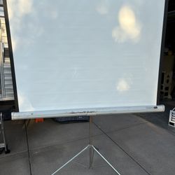 Projection Screen