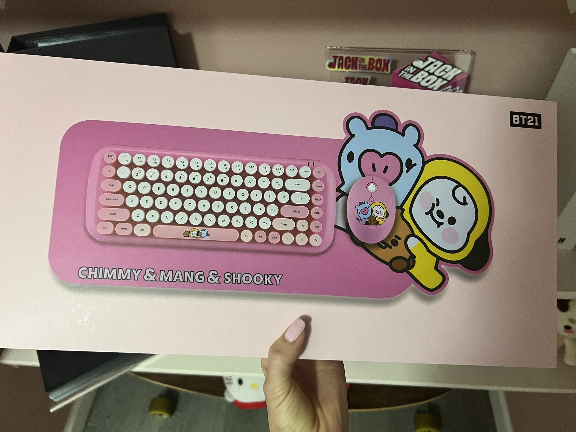 BT21 MANG, CHIMMY & SHOOKY RETRO KEYBOARD