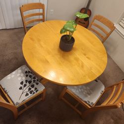 5 Piece Dining Set Soild Wood
