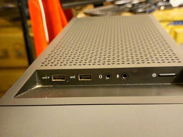 OMEN 30L Gaming PC, RTX 3080 Ti FE 12GB GDDR6X, i9-10850K, 32 GB RAM, 1 TB SSD and 2 TB HDD