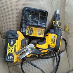 DeWalt 20vmax xR