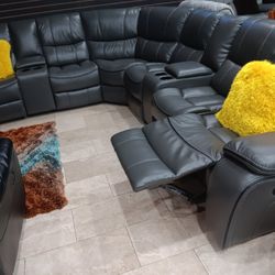 *Weekend Special*---Madrid Sleek Gray Leather Reclining Sectional Sofa---Now $1099---Delivery And Easy Financing🙌