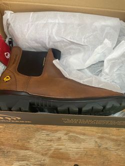 Botas Wolverine waterproof Sz 8.5 steel toe