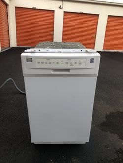 Kenmore dishwasher 17” wide works great 