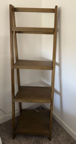 Ladder shelf