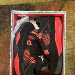Jordan 4 Red Thunder Size 11