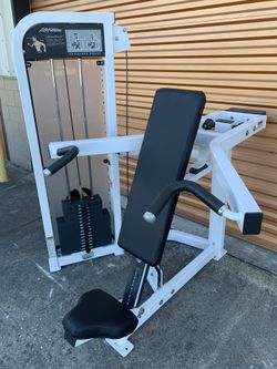 Life Fitness Pro2 Commercial Shoulder Press- Excellent Condition