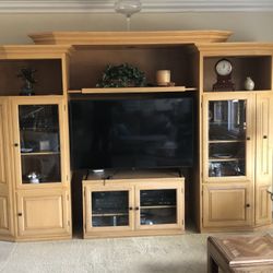 Large Wall Unit