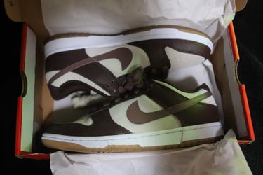 WMNS Nike Dunk Low