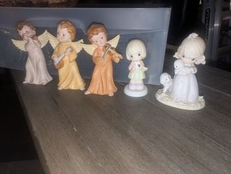 Glass figurines