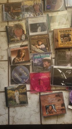 Over 75 Cds Country And 50s To 80s