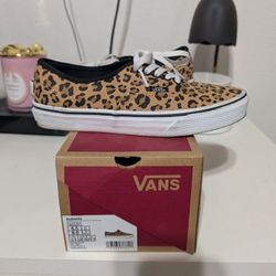 WOMEN LEOPARD VANS