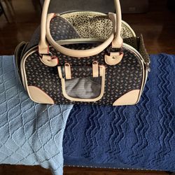 Luxury Doggie Or Cat Carrier 