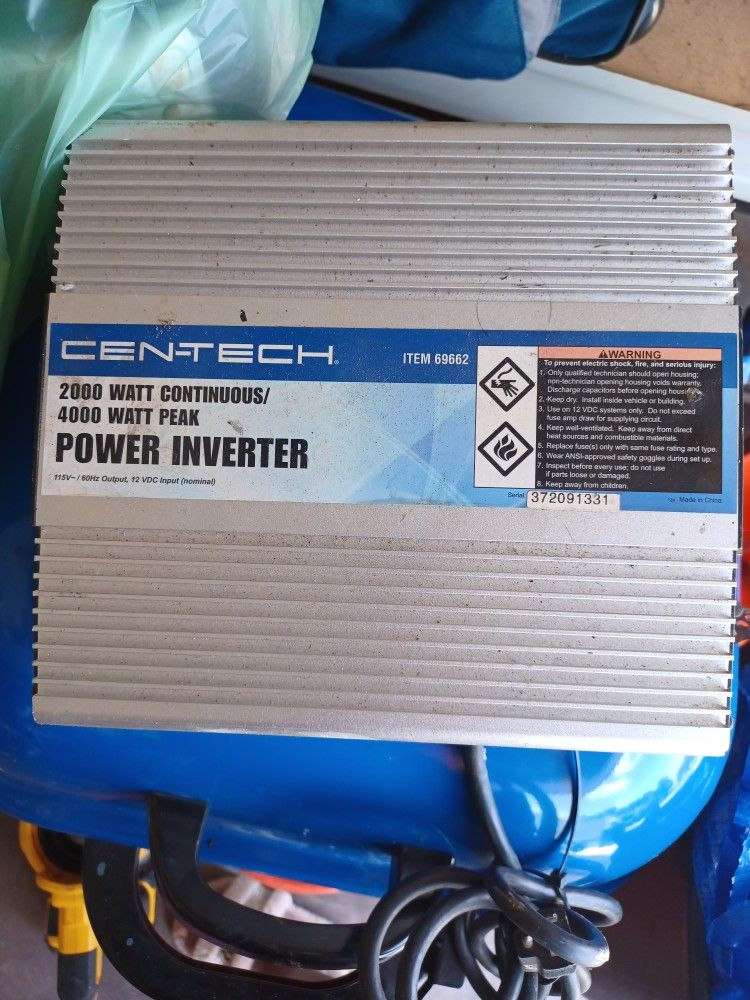 2000 Watt Continuous/4000 Watt Peak Power Inverter