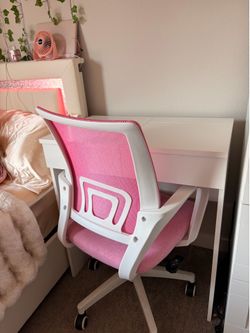 Vanity / Deck & Chair