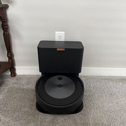iRobot Roomba J7+