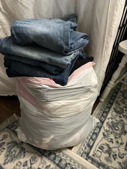 1 bag of women clothes size S-M for $10