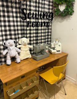 Sewing craft table