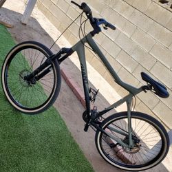 Giant Rincon Bike $130