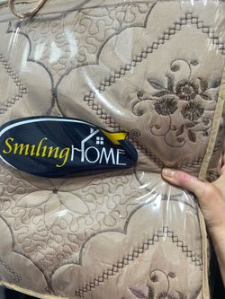 Size kink Three pieces blanket new never used