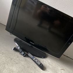 32” Tv With Remote Controller 