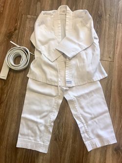 Karate/ martial arts size XS KIDS