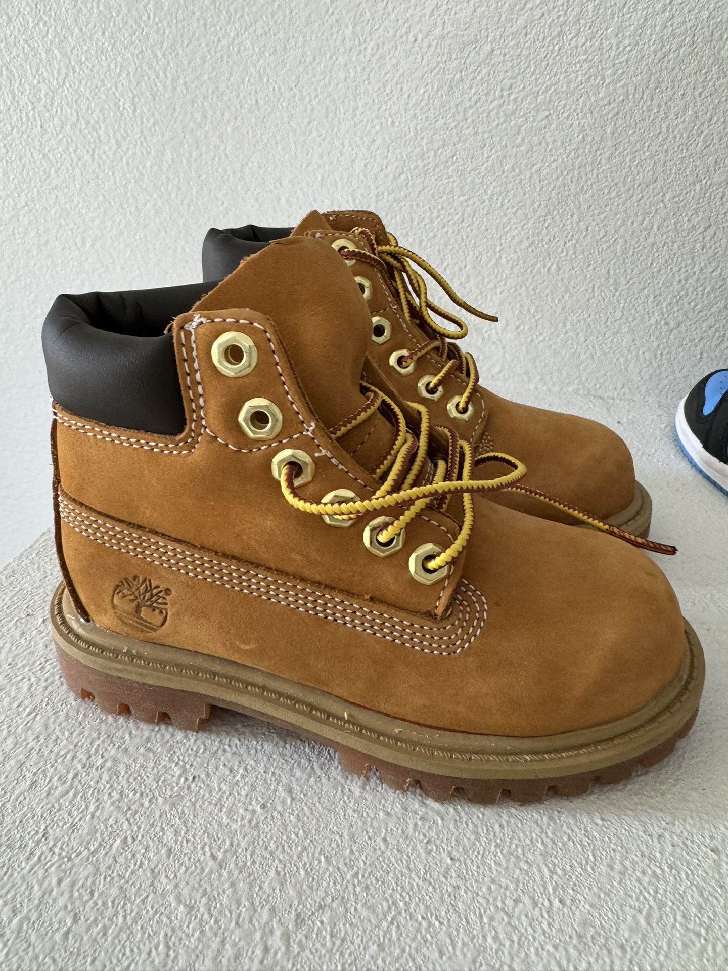 timberland shoes toddler size 9 brand new 