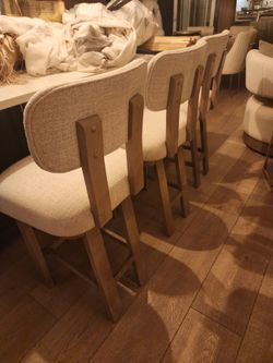 Set of 4 Upholstered Counter Stools