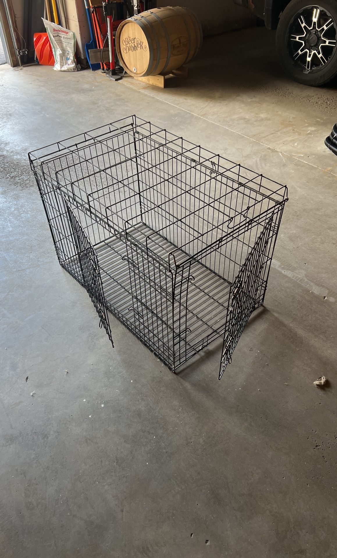 Collapsible Dog Cage