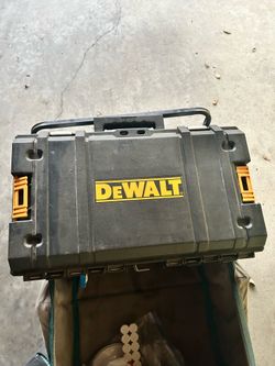 Dewalt tool box