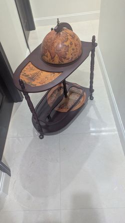 Globe Wine Storage