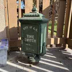 City Of LA Time Switch Box With Original Color And Set Of Keys 